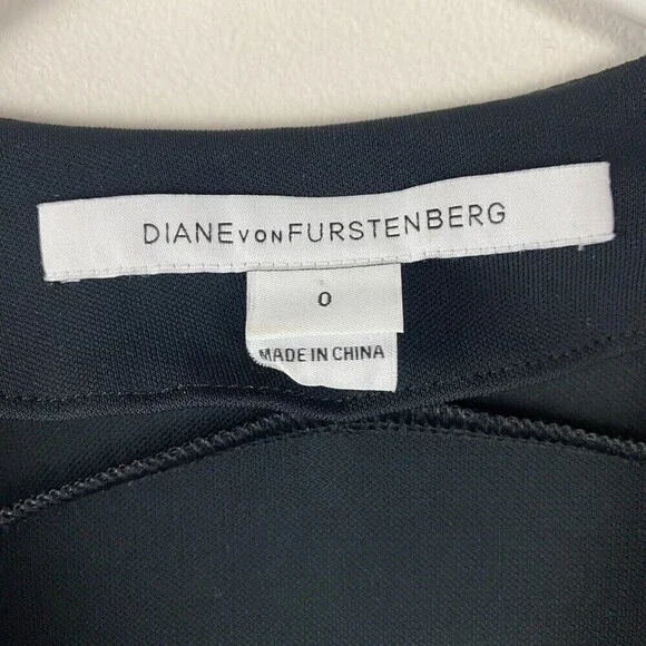 DVF Diane von Furstenberg JEWEL Shadow Blue Black Silk Combo Wrap Dress Size 0 - Picture 3 of 13